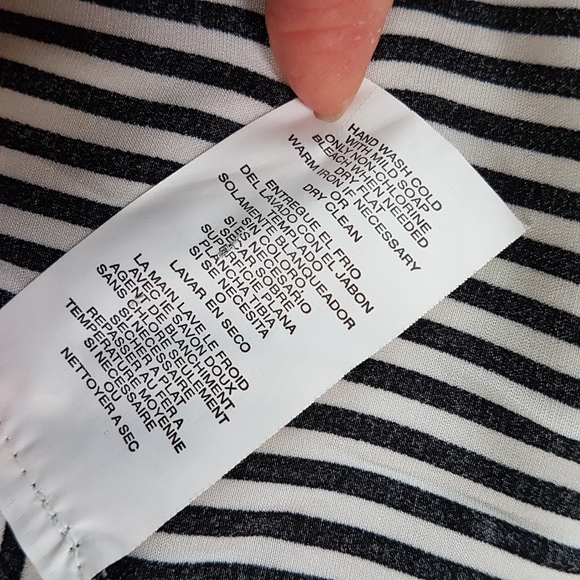 💃 Bebe business silk sweater dress. - Picture 8 of 8